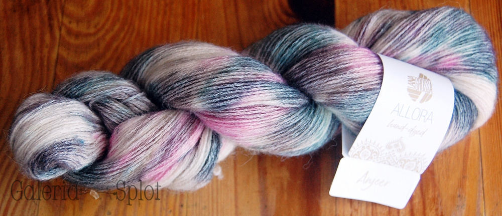 Allora hand-dyed - 261 Anjeer Allora hand-dyed - 261 Anjeer