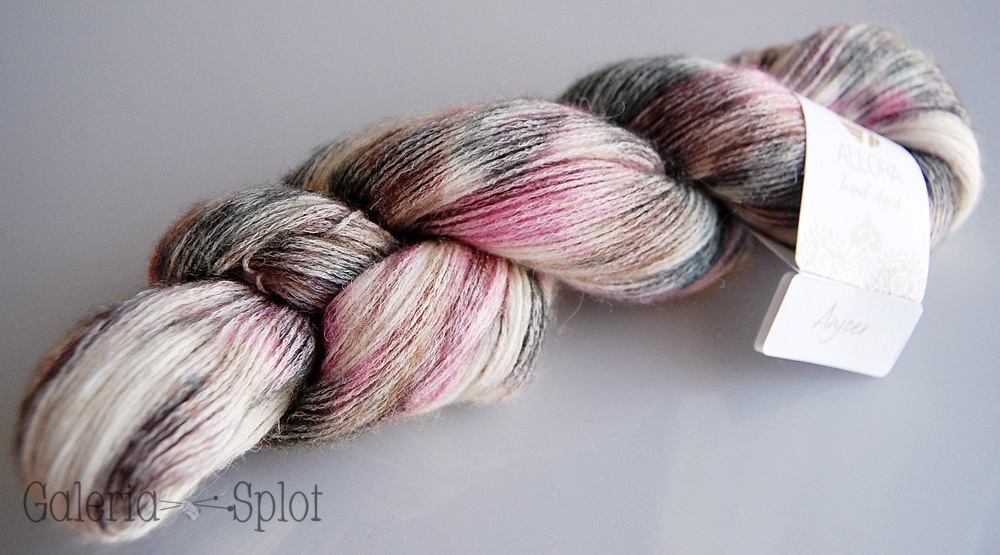Allora hand-dyed - 261 Anjeer Allora hand-dyed - 261 Anjeer