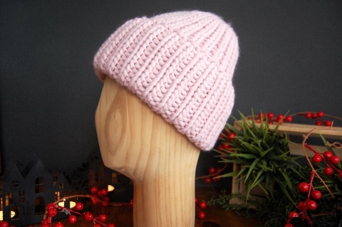 Czapka gruba wywijana jasny róż