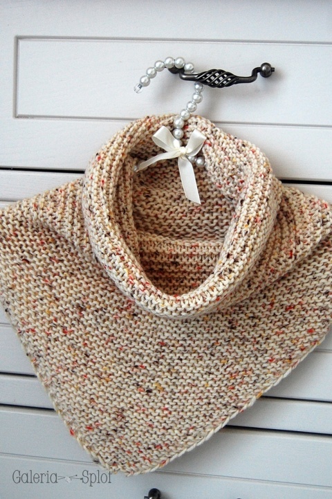 komin w beżu tweed
